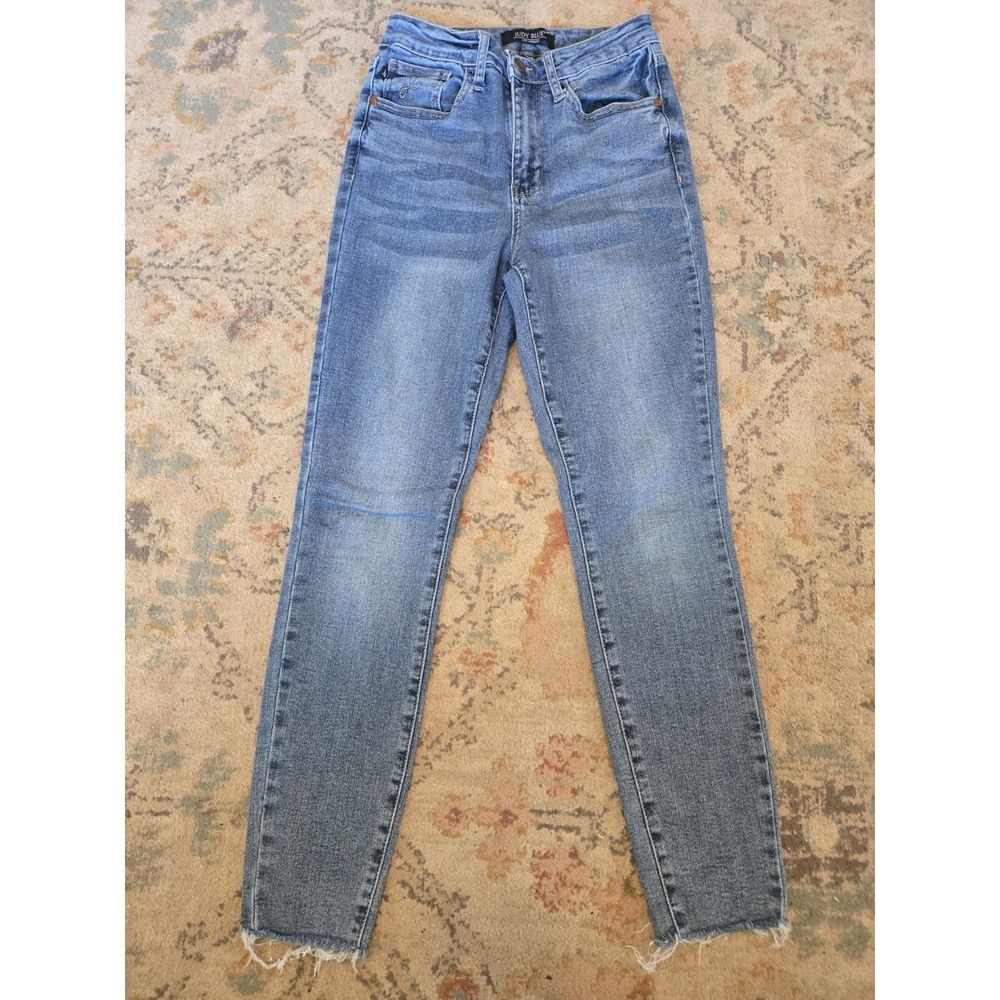 Judy Blue Womens Jeans Relaxed Fit 3/26 EUC Medium Wash
